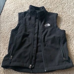 North Face XS fleece vest. Almost new.